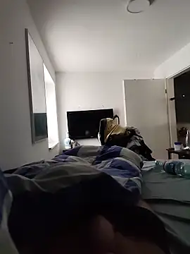 Bennygerner1991 online show from March 2026 07:10:01 AM