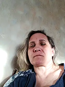 KatieLove133 online show from May 2026 04:15:02 PM