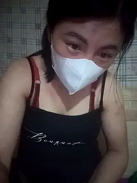 Snapshot of IORio_2X chatting on April 2026 05:43:02 PM IORio 2X online show from April 2026 05:43:02 PM