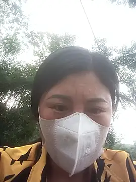 Snapshot of IORio_2X chatting on April 2026 08:51:01 AM IORio 2X online show from April 2026 08:51:01 AM