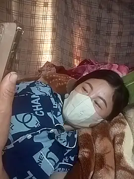 Snapshot of IORio_2X chatting on April 2026 02:13:01 AM IORio 2X online show from April 2026 02:13:01 AM