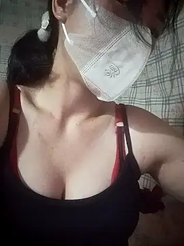 Snapshot of IORio_2X chatting on April 2026 06:47:01 PM IORio 2X online show from April 2026 06:47:01 PM