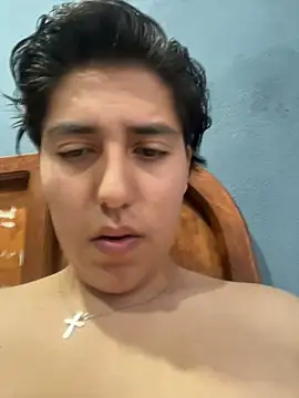 amartinezszz online show from March 2026 04:52:01 PM