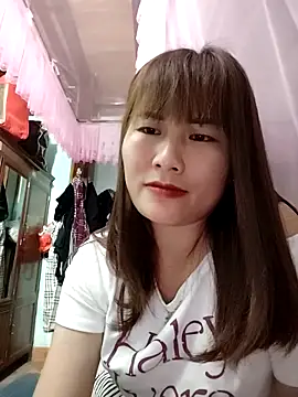 Lucxy-ki6 online show from March 2026 01:23:01 PM