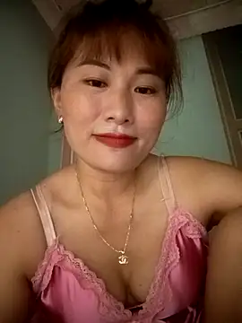 Snapshot of Lucxy-ki6 chatting on July 2026 01:18:01 PM Lucxy-ki6 online show from July 2026 01:18:01 PM