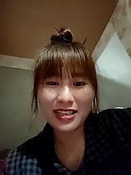 Lucxy-ki6 online show from March 2026 01:35:02 PM