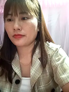 Lucxy-ki6 online show from March 2026 05:17:01 AM