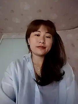 Snapshot of Lucxy-ki6 chatting on May 2026 08:33:02 PM Lucxy-ki6 online show from May 2026 08:33:02 PM