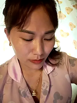 Snapshot of Lucxy-ki6 chatting on May 2026 12:07:02 AM Lucxy-ki6 online show from May 2026 12:07:02 AM