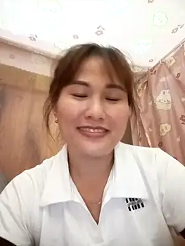 Snapshot of Lucxy-ki6 chatting on July 2026 11:17:02 AM Lucxy-ki6 online show from July 2026 11:17:02 AM