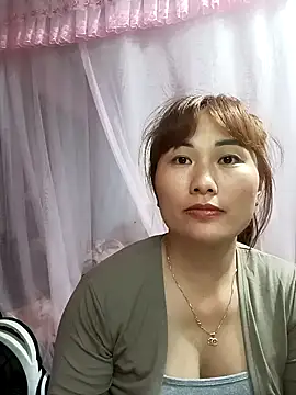 Snapshot of Lucxy-ki6 chatting on May 2026 09:23:02 AM Lucxy-ki6 online show from May 2026 09:23:02 AM