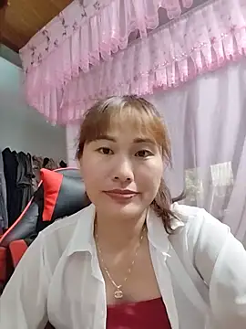 Snapshot of Lucxy-ki6 chatting on June 2026 04:57:02 AM Lucxy-ki6 online show from June 2026 04:57:02 AM