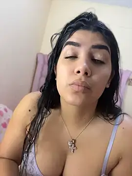 Hopeluna online show from July 2026 10:20:02 PM
