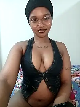 Hotsexyberry222 online show from March 2026 08:41:02 PM