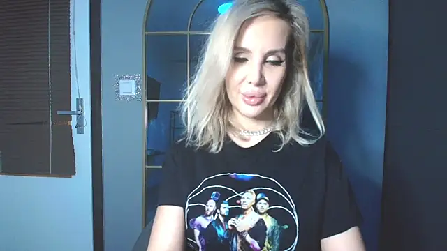 SexyQueenNina online show from March 2026 06:48:01 PM