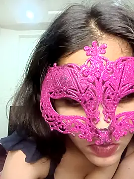 Hottymahi7 online show from March 2026 09:30:01 PM