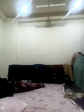 Hottymahi7 online show from March 2026 10:00:02 PM