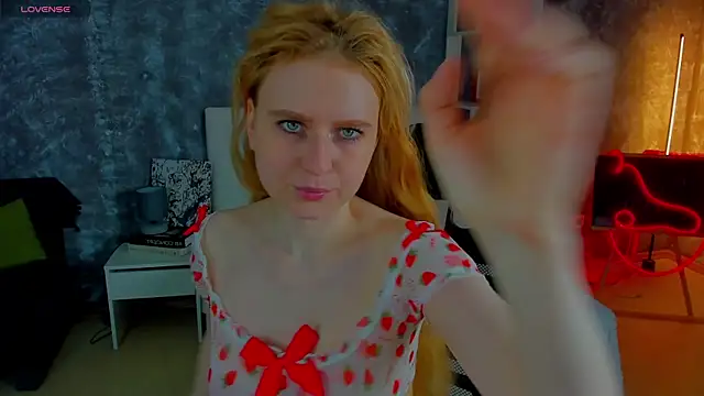 Shiny Liss online show from April 2026 01:30:02 AM