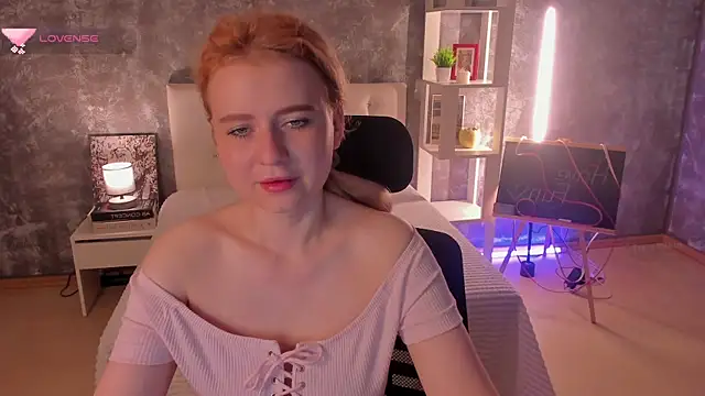 Shiny Liss online show from June 2026 01:38:01 AM