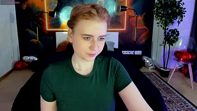Shiny Liss online show from May 2026 01:43:02 AM