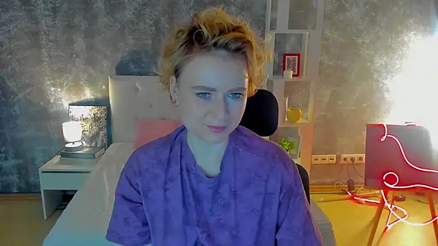 Shiny Liss online show from May 2026 01:35:02 AM