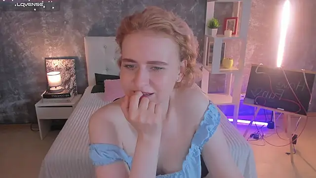 Shiny Liss online show from July 2026 01:38:02 AM