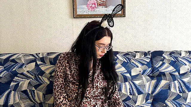 CarolynGnau online show from March 2026 12:30:01 PM