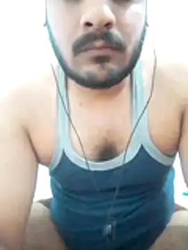 Snapshot of Decentlover67 chatting on April 2026 03:03:01 PM Decentlover67 online show from April 2026 03:03:01 PM