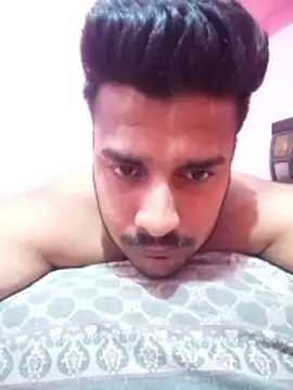 Decentlover67 online show from May 2026 07:25:01 AM