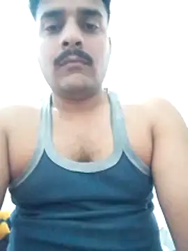 Snapshot of Decentlover67 chatting on April 2026 02:09:01 PM Decentlover67 online show from April 2026 02:09:01 PM