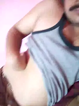 Decentlover67 online show from April 2026 07:07:02 PM