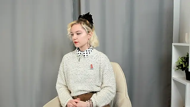 Snapshot of TierraDunt chatting on March 2026 07:15:02 AM TierraDunt online show from March 2026 07:15:02 AM