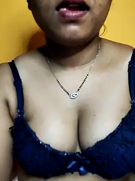 hotmiki online show from March 2026 05:47:01 PM