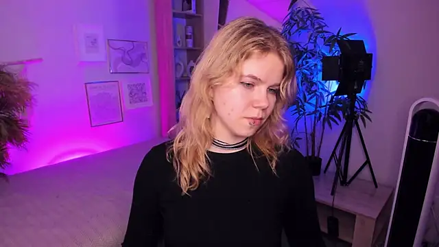 ElizabethVane online show from May 2026 05:24:02 PM