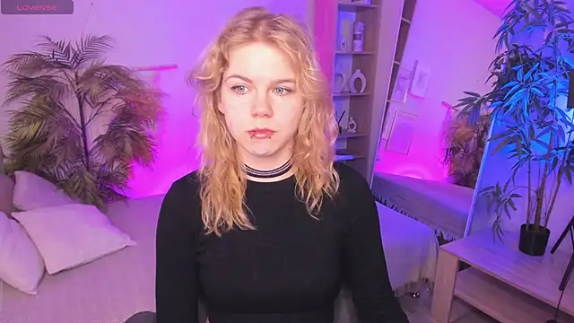 ElizabethVane online show from May 2026 05:28:02 AM
