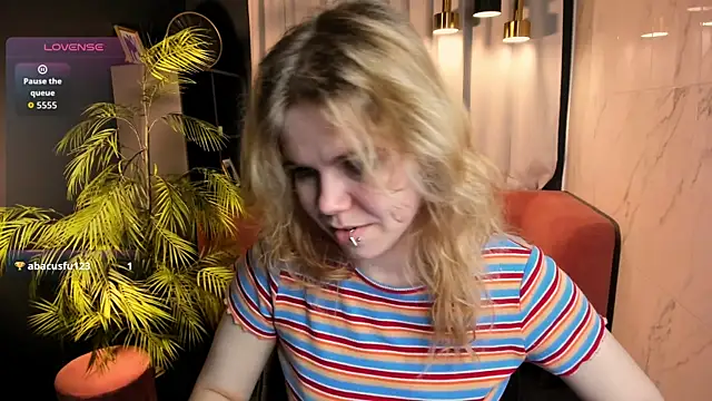 ElizabethVane online show from June 2026 05:41:02 AM
