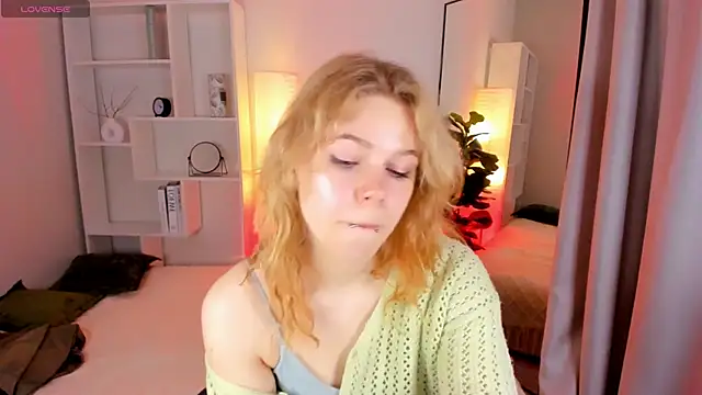 ElizabethVane online show from May 2026 05:21:02 AM