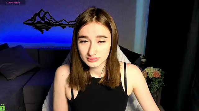 Snapshot of Lady_Sunrise12 chatting on May 2026 01:11:01 AM Lady Sunrise12 online show from May 2026 01:11:01 AM