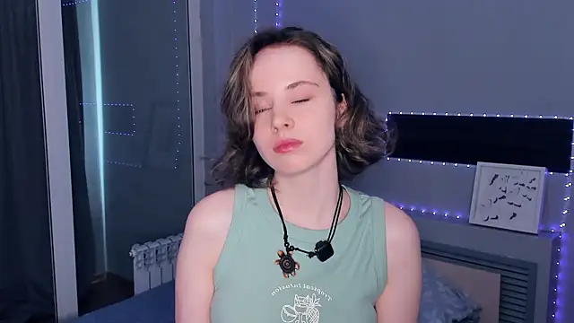 CrystaLeah online show from March 2026 08:15:02 AM