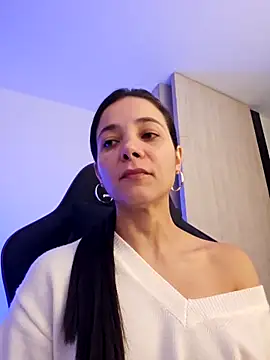 Snapshot of miaeyex chatting on April 2026 11:49:01 AM miaeyex online show from April 2026 11:49:01 AM