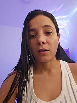 Snapshot of miaeyex chatting on May 2026 01:19:01 PM miaeyex online show from May 2026 01:19:01 PM