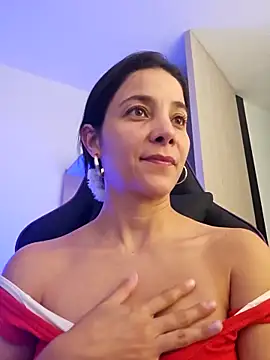 Snapshot of miaeyex chatting on April 2026 11:56:02 AM miaeyex online show from April 2026 11:56:02 AM