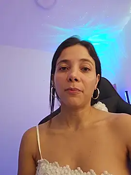 Snapshot of miaeyex chatting on May 2026 12:01:02 PM miaeyex online show from May 2026 12:01:02 PM