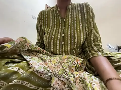 Noor Sexy02 online show from May 2026 10:43:01 AM