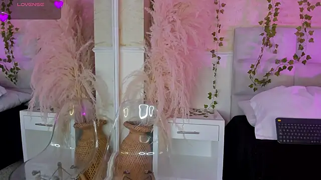 AlondraSoomer online show from July 2026 06:36:01 AM