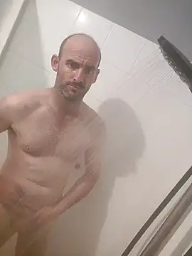 j3rkin4u86 online show from April 2026 10:52:01 AM