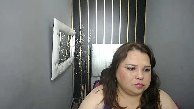 koral busty online show from May 2026 03:42:02 AM
