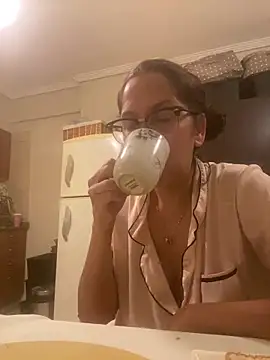 Yes 2102 online show from March 2026 01:24:01 AM