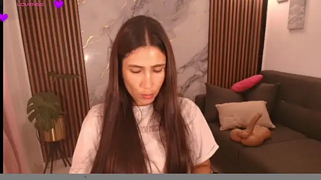 LucyBecker online show from April 2026 12:24:01 AM