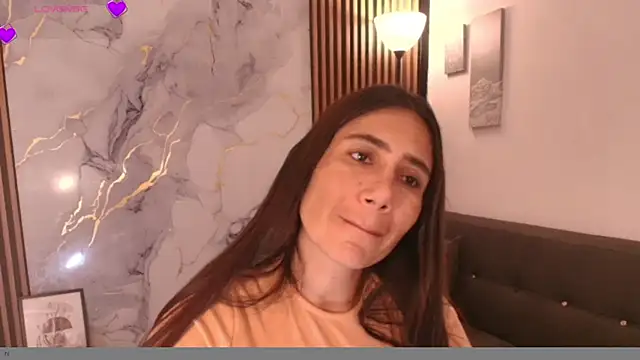 LucyBecker online show from April 2026 08:20:01 PM